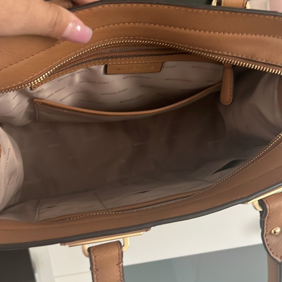 ❤️ Beautiful Large MK bag - Picture 8 of 15